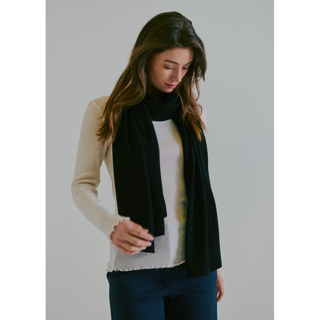 CLAIRE CWFiona Scarf 3244 Black